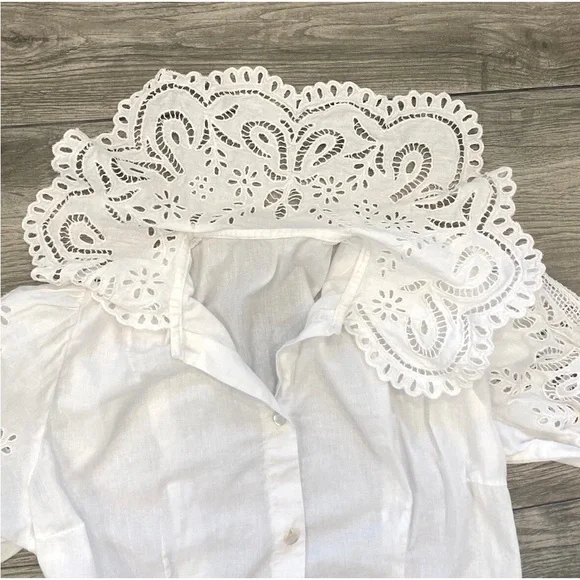 Elegant White Long Sleeve Women's Vintage Blouse (UNIQUE) - Picture 11 of 11